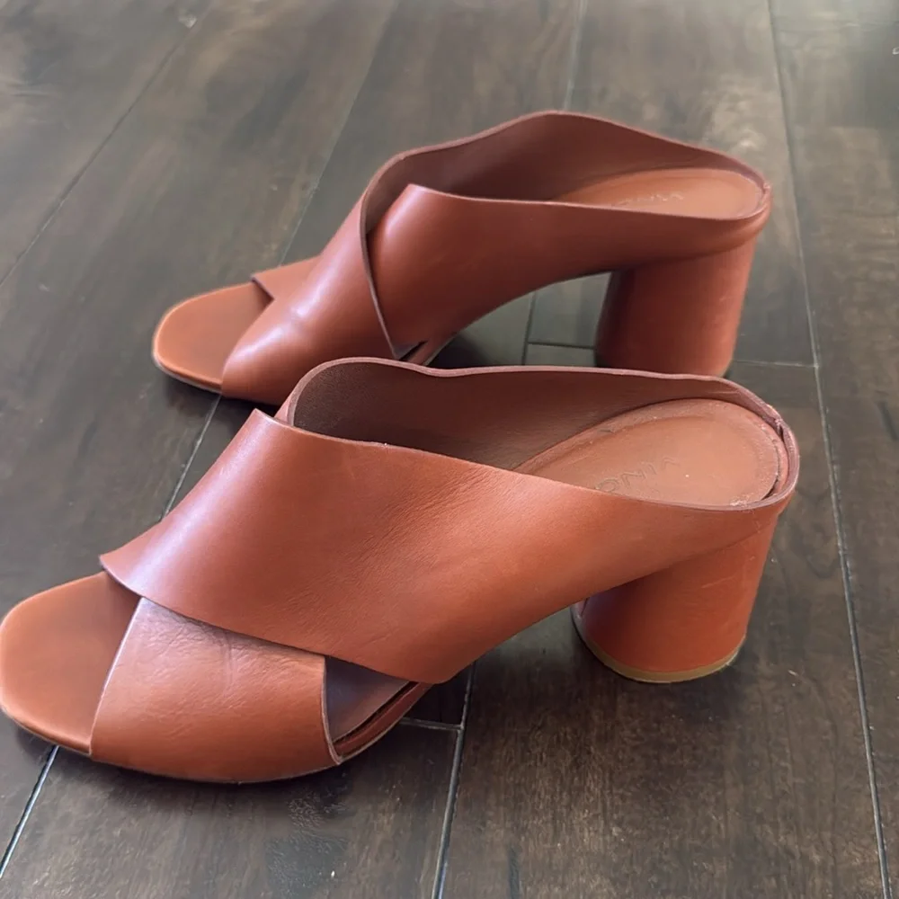 Vince Block Heel Brown Leather Sandals - Picture 6 of 8